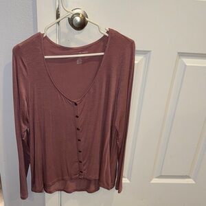 NWT American Eagle Soft & Sexy Button-Down long sleeve Top (size LARGE)